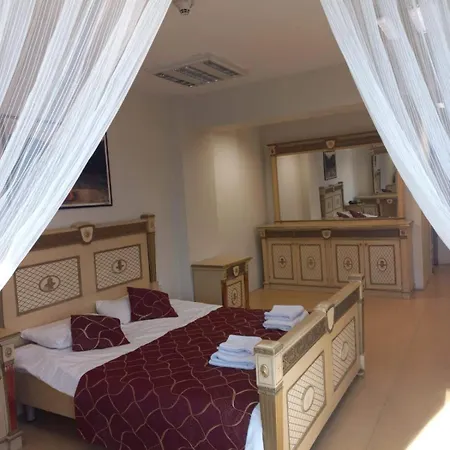 Hotel Koerfez *